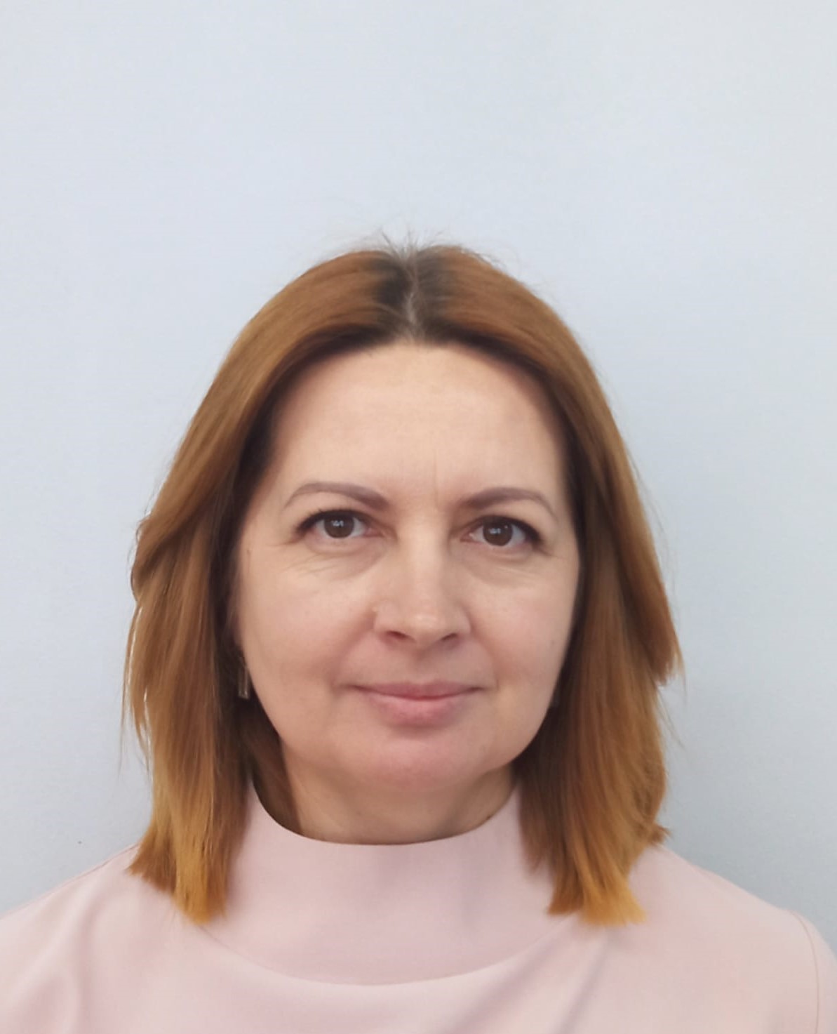 Устинова Ирина Анатольевна.